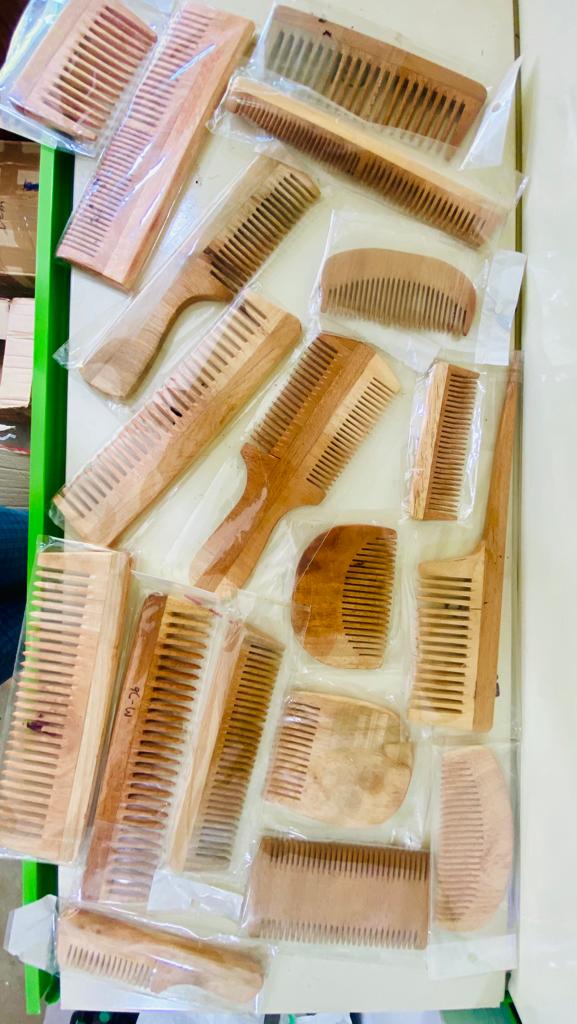 Wooden Neem Stick Combs