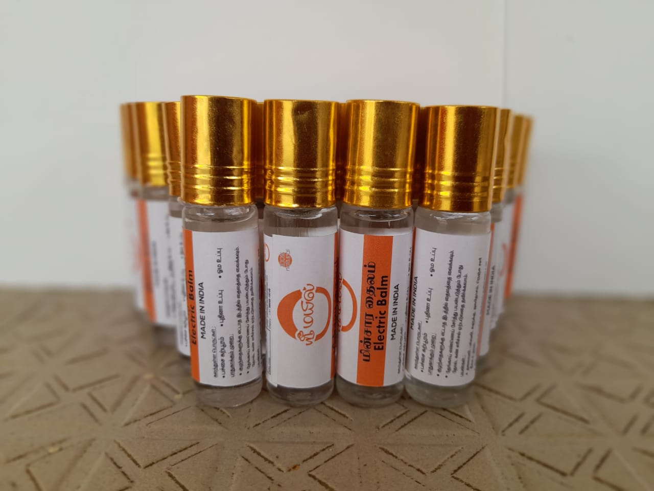 Electric Palm Pain Reliver | Minsara Thailam